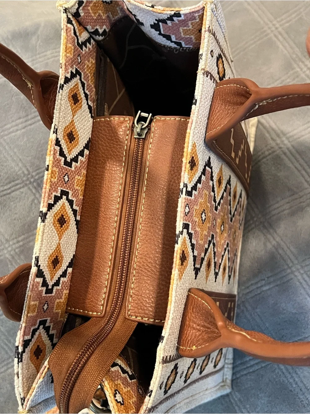 Wrangler Cream and Brown Aztec Satchel with Patterned Strap